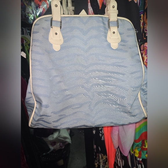 ๐๐๐๐NEED GONE TAKN OFFERS RARE vintage Authentic Tiger striped Fendi tote - Picture 11 of 14